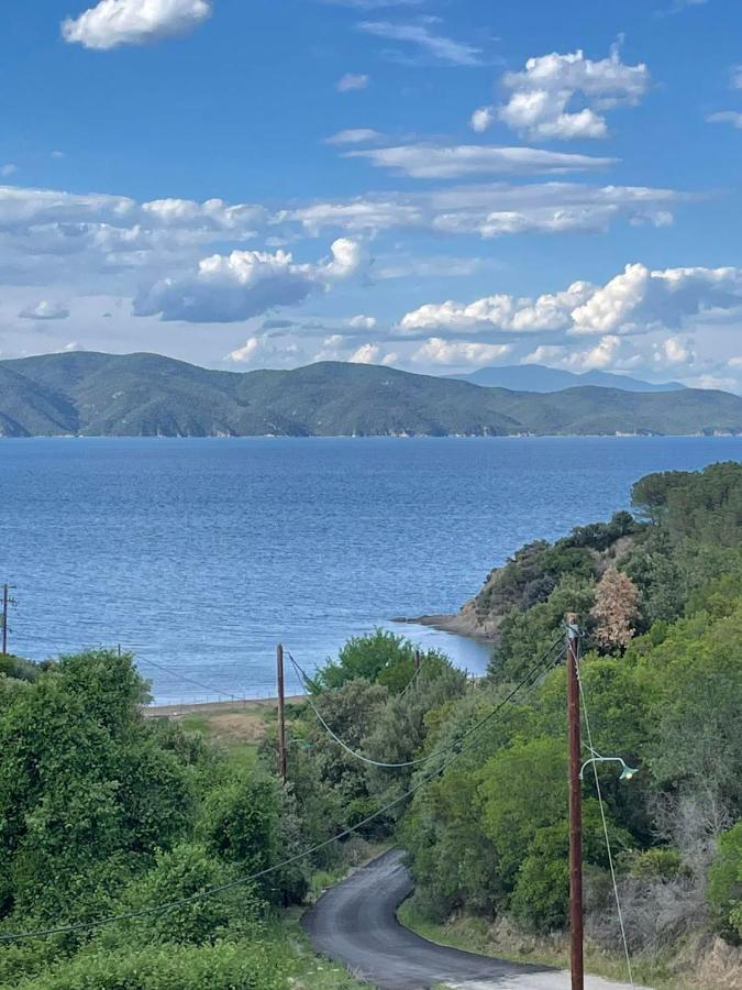 Klisouri Beach Villa Ierissós Eksteriør bilde
