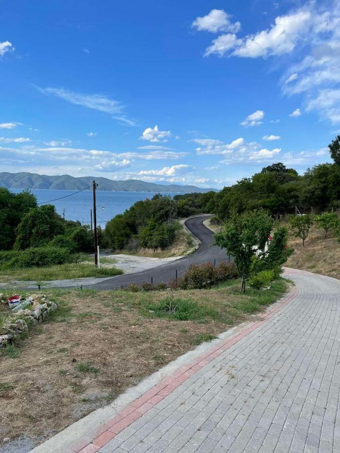 Klisouri Beach Villa Ierissós Eksteriør bilde