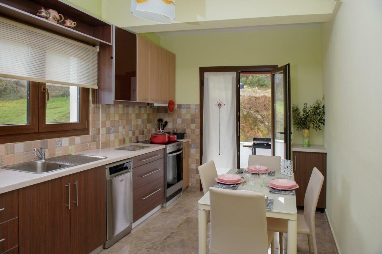 Klisouri Beach Villa Ierissós Eksteriør bilde